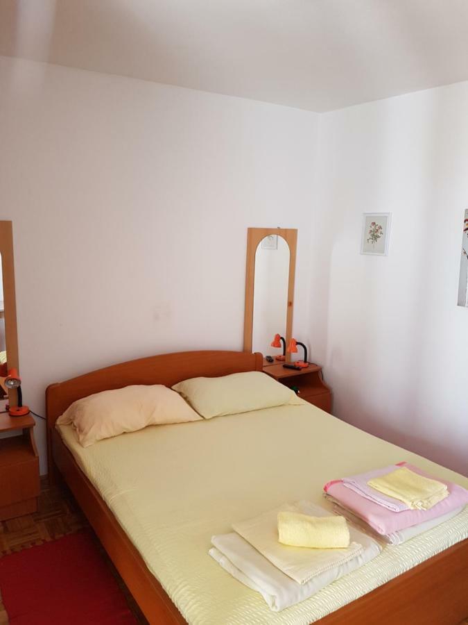Apartmani Rosanda Петрчане Екстер'єр фото